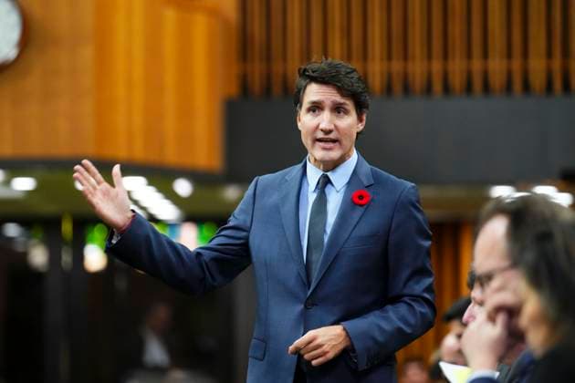 October 30, 2024, Ottawa, On, Canada: Prime Minister Justin Trudeau rises during question period in the House of Commons on Parliament Hill in Ottawa, Wednesday, Oct. 30, 2023. Ottawa Canada  - ZUMAc35_ 20241030_zaf_c35_052 Copyright: xSeanxKilpatrickx