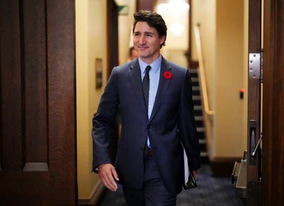 October 30, 2024, Ottawa, On, Canada: Prime Minister Justin Trudeau makes his way to question period in the House of Commons on Parliament Hill in Ottawa, Wednesday, Oct. 30, 2024. Ottawa Canada  - ZUMAc35_ 20241030_zaf_c35_078 Copyright: xSeanxKilpatrickx