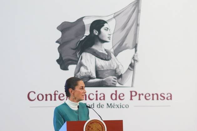 Mexico™s President Claudia Sheinbaum Briefing Conference Mexico™s President, Claudia Sheinbaum Pardo, speaking about about the statement by the United States ambassador to Mexico, Ken Salazar, on the arrest of drug lord Ismael El Mayo Zambada at National Palace. on October 30, 2024 in Mexico City, Mexico. Mexico City CDMX Mexico Copyright: xCarlosxSantiagox