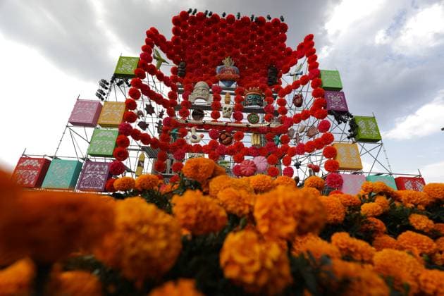 The Mega Ofrenda is seen at the main square Zocalo as part of the Mexican Dia de Muertos festivities. on October 31, 2024 in Mexico City, Mexico. Mexico City Mexico - ZUMAe321 20241031_zia_e321_065 Copyright: xIanxRoblesx
