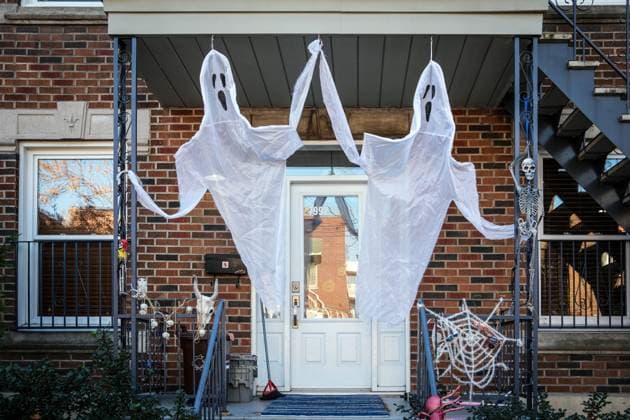 October 31, 2024, Montreal, Quebec, Canada: Halloween day general views of the streets of Montreal. Montreal Canada - ZUMAs278 20241031_zip_s278_016 Copyright: xSerkanxSenturkx