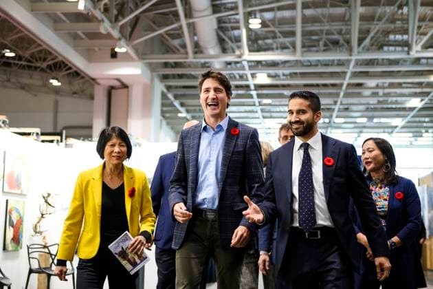 November 1, 2024, Toronto, On, Canada: Prime Minister Justin Trudeau arrives with dignitaries to the Royal Agricultural Winter Fair, in Toronto, Friday, Nov. 1, 2024. Toronto Canada  - ZUMAc35_ 20241101_zaf_c35_053 Copyright: xChristopherxKatsarovx