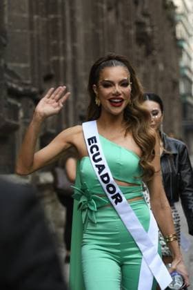 November 1, 2024, Mexico City, Meico City, Mexico: MARA TOPIC,Miss Ecuador..Some Miss Universe participants dressed as catrinas this Friday, in their first appearance in Mexico City, to support a foundation that helps vulnerable people..The 73rd edition of Miss Universe will be held on November 16 in Mexico and 130 countries are expected to participate in this pageant, a record for the organization. Mexico City Mexico - ZUMAn296 20241101_zip_n296_019 Copyright: xJorgexNunezx