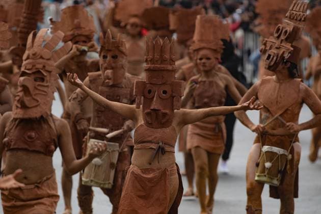 Participants taking part during the 2024 Annual Day of the Dead Mega Parade at Reforma Avenue with a route from Chapultepec to the main square Zocalo as part of Mexican Dia de Muertos celebrations. on November 2, 2024 in Mexico City, Mexico. Mexico City Mexico - ZUMAe321 20241102_zia_e321_005 Copyright: xIanxRoblesx