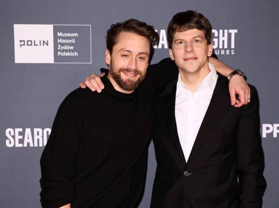 Bilder des Jahres 2024, Entertainment 11 November Entertainment Themen der Woche KW45 Entertainment Bilder des Tages Polish premiere of Jesse Eisenberg s A Real Pain Photo: Anita Walczewska East News Kieran Culkin and Jesse Eisenberg attend a Polish premiere of the A Real Pain movie at the POLIN Museum of the History of Polish Jews on November 4, 2024 in Warsaw, Poland. EN_01636279_0114 