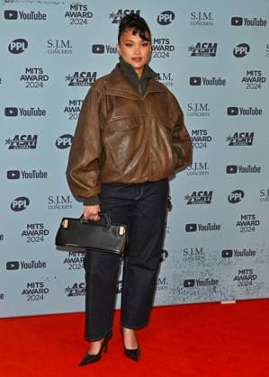Music Industry Trusts Awards in London Joy Crookes attends the Music Industry Trusts Awards 2024 (MITS Award 2024) at the Grosvenor House Hotel in London, England. UK. Monday 4th November 2024 - Copyright: xJamesxWarrenx adsj7032