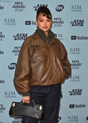 Music Industry Trusts Awards in London Joy Crookes attends the Music Industry Trusts Awards 2024 (MITS Award 2024) at the Grosvenor House Hotel in London, England. UK. Monday 4th November 2024 - Copyright: xJamesxWarrenx adsj7031