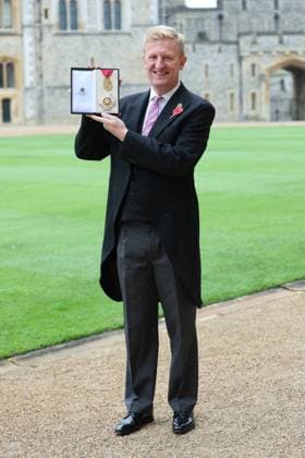 . 06 11 2024. Windsor , United Kingdom. Sir Oliver Dowden after being made a Knight Commander of the Order of the Bath at an Investiture at Windsor Castle, United Kingdom.  xStephenxLockx xi-Imagesx IIM-25566-0002