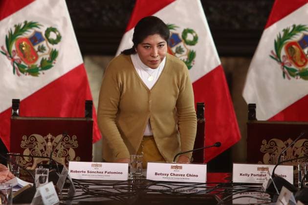 ElComercioPeru LIMA DECEMBER 01, 2022 PRESS CONFERENCE OF THE PRESIDENT OF THE COUNCIL OF MINISTERS BETSSY CHAVEZ TOGETHER WITH THE OTHER MINISTERS OF STATE IN THE TUPAC AMARU HALL OF THE PALACIO DE GOBIERNO LIMA LIMA PERU EDITORIAL USE ONLY  Copyright: xGDA ElxComercio Perux-xTodosxlosxderechosxreservados.xProhibidoxelxusoxoxreproduccionxdexestaximagenxenxPerux JORGExCERDANx peelcomerciopic120086