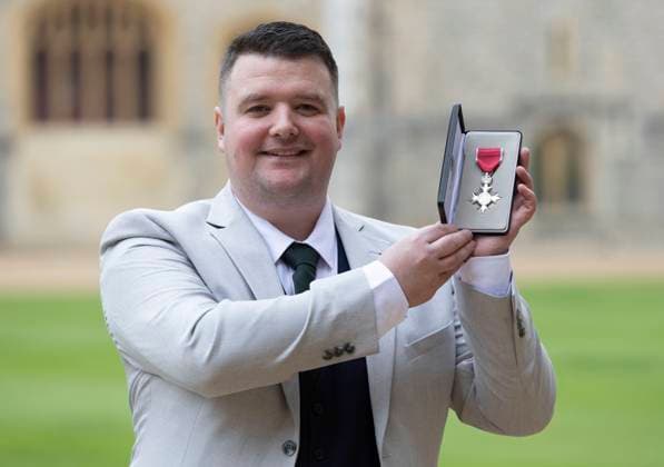 Investiture at Windsor Castle Image Licensed to i-Images Picture Agency. 06 11 2024. Windsor , United Kingdom. Martin Mac Gabhann with his MBE after an Investiture at Windsor Castle, United Kingdom., Credit:Stephen Lock i-Images Avalon United Kingdom, London, Windsor  Copyright: xStephenxLockx xi-Imagesx xAvalonx 0931111067