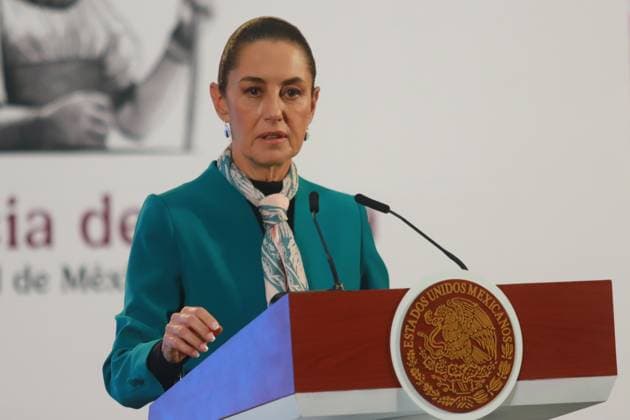 Claudia Sheinbaum Pardo, President of Mexico, speaks during a briefing conference about the victory of Donald Trump as the 47th President of United States. Donald Trump has so far obtained 292 electoral votes against 224 for Kamala Harris, thus winning the victory after Election Day. on November 6, 2024 in Mexico City, Mexico. Mexico City Mexico - ZUMAe321 20241106_zia_e321_003 Copyright: xCarlosxSantiagox