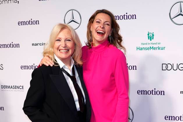 Maren Kroymann and Anja Reschke at the Emotion Award ceremony on 6 11 2024 in Hamburg Emotion Award 2024 in Hamburg