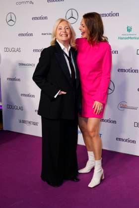 Maren Kroymann and Anja Reschke at the Emotion Award ceremony on 6 11 2024 in Hamburg Emotion Award 2024 in Hamburg