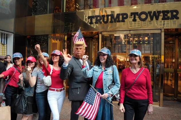 News Themen der Woche KW45 Scenes outside of Trump Tower after Donald Trump s election win in New York City, US - 6 Nov 2024 A Donald Trump impersonator wearing a Trump mask stands next to Trump supporters outside of Trump Tower in Manhattan, New York City. The previous day, on Election Day, Donald Trump beat Kamala Harris to win the United States’ presidency. New York United States Copyright: xJiminxKimx xSOPAxImagesx JKIM_trump_tower_after_trump_election_win_nov6_24_DSC7483.jpeg