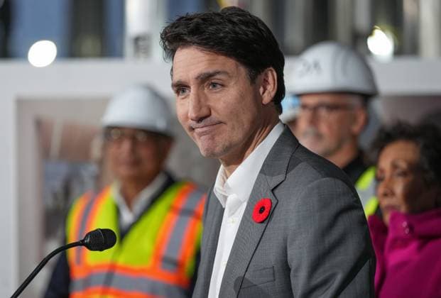 November 8, 2024, Vancouver, Bc, CANADA: Prime Minister Justin Trudeau pauses while speaking during a housing announcement at a social housing high-rise tower under construction, in Vancouver, on Friday, November 8, 2024. Vancouver CANADA  - ZUMAc35_ 20241108_zaf_c35_039 Copyright: xDarrylxDyckx