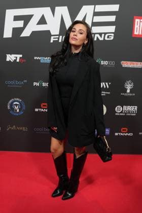 Fame Fighting 2 mit Influencern & Reality-Stars. Melissa Damilia beim Fame Fighting 2 am 09.11.2024 auf dem roten Teppich im Maritim Hotel Bonn. Bonn Maritim Hotel Bonn Nordrhein-Westfalen