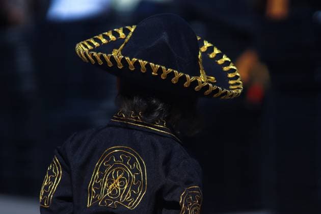 Hundred of mariachis taking part during the Mariachi World Record as part of the closing of the First World Mariachi Congress. 1,122 Mariachis break Guinness World Record by performing the popular Mexican song Ã¢â‚¬oeCielito LindoÃ¢â‚¬Â at the same time at main square Zocalo. on November 10, 2024 in Mexico City, Mexico. Mexico City Mexico - ZUMAe321 20241110_zia_e321_025 Copyright: xCarlosxSantiagox