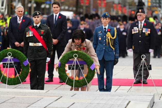 November 11, 2024, Ottawa, On, CAN: Veterans Affairs Minister Ginette Petitpas Taylor places a wreath at a Remembrance Day ceremony at the National War Memorial in Ottawa on Monday, Nov. 11, 2024. Ottawa CAN  - ZUMAc35_ 20241111_zaf_c35_024 Copyright: xSeanxKilpatrickx