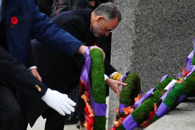 November 11, 2024, Ottawa, On, CAN: Israeli Ambassador to Canada Iddo Moed places a wreath at a Remembrance Day ceremony at the National War Memorial in Ottawa on Monday, Nov. 11, 2024. Ottawa CAN  - ZUMAc35_ 20241111_zaf_c35_028 Copyright: xSeanxKilpatrickx