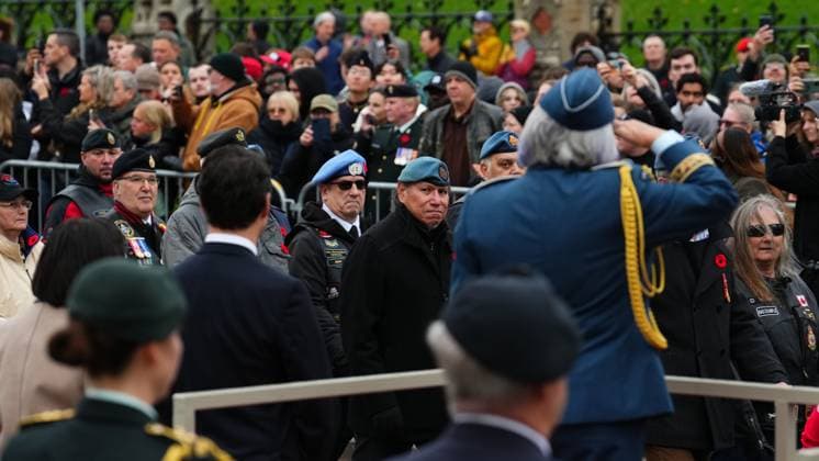 November 11, 2024, Ottawa, On, CAN: Gov. Gen. Mary Simon (right) salutes as war veterans parade past at a Remembrance Day ceremony at the National War Memorial in Ottawa on Monday, Nov. 11, 2024. Ottawa CAN  - ZUMAc35_ 20241111_zaf_c35_039 Copyright: xSeanxKilpatrickx