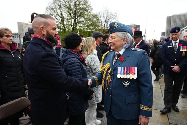 November 11, 2024, Ottawa, On, CAN: Gov. Gen. Mary Simon greets a veteran at a Remembrance Day ceremony at the National War Memorial in Ottawa on Monday, Nov. 11, 2024. Ottawa CAN  - ZUMAc35_ 20241111_zaf_c35_037 Copyright: xSeanxKilpatrickx