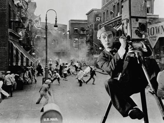 Archivbilder der Woche KW46 Buster Keaton, The Cameraman (1928). Photo credit: MGM  Copyright: xCinemaxLegacyxCollection ThexHollywoodxArchivex 34580-698THA The Hollywood Archive