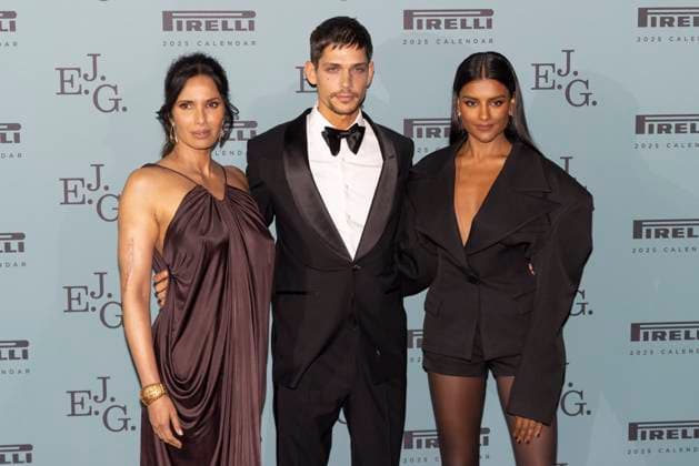 2025 Pirelli Calendar Gala Dinner, Arrivals at The Natural History Museum in London, UK, on 12th November 2024 Padma Lakshmi, Ethan James Green and Simone Ashley at the 2025 Pirelli Calendar Gala Dinner at The Natural History Museum in London, UK, on 12th November 2024, Credit:James Shaw Avalon UNITED KINGDOM, LONDON, London  Copyright: xJamesxShawx xAvalonx 0933669119