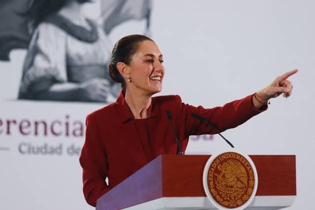 Claudia Sheinbaum Pardo, President of Mexico, speaking during a briefing conference about the rescue of Mexican Petroleum (PEMEX), at the National Palace. on November 13, 2024 in Mexico City, Mexico. Mexico City Mexico - ZUMAe321 20241113_zia_e321_010 Copyright: xCarlosxSantiagox