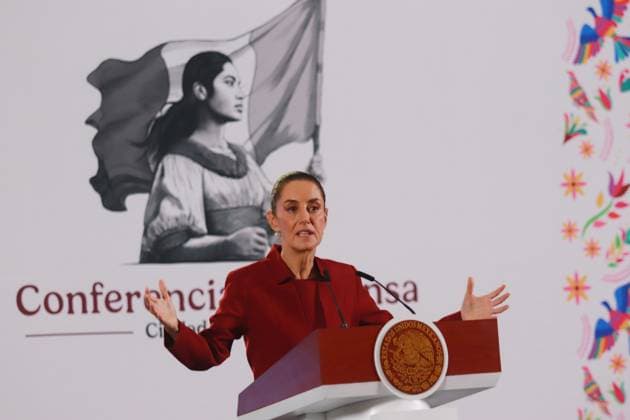 Claudia Sheinbaum Pardo, President of Mexico, speaking during a briefing conference about the rescue of Mexican Petroleum (PEMEX), at the National Palace. on November 13, 2024 in Mexico City, Mexico. Mexico City Mexico - ZUMAe321 20241113_zia_e321_012 Copyright: xCarlosxSantiagox