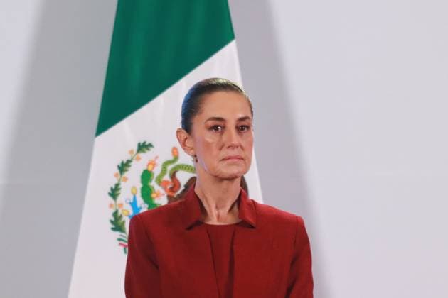 Claudia Sheinbaum Pardo, President of Mexico, speaking during a briefing conference about the rescue of Mexican Petroleum (PEMEX), at the National Palace. on November 13, 2024 in Mexico City, Mexico. Mexico City Mexico - ZUMAe321 20241113_zia_e321_019 Copyright: xCarlosxSantiagox