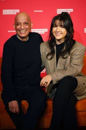 Ali Samadi with daughter Roxana Samadi at the 34th NRW Film and Media Foundation NRW Cinema Program Awards ceremony at the olkenburg in Cologne, 13 11 2024 Foto:xC.xAdolph xFuturexImagex kinoprogrammpreis_4110
