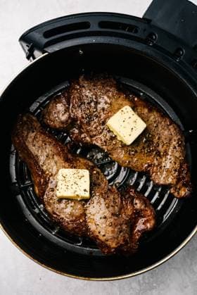 Cooking steaks in the air fryer Frederick, Maryland, United States R_EEAV210712-792632-01