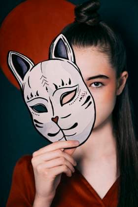 Creative Highlights Symbolbilder Creative model portrait with Japanese style of makeup and Hairstyle Gomel, Gomel Region, Belarus R_PJWUOI210811-808494-01 ,model released, Symbolfoto