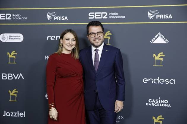 Photocall prior to the gala of the Ondas Awards 2024 The former president of the Generalitat, Pere Aragonès d , during the photocall prior to the gala of the Ondas Awards at the Liceu, on November 14, 2024, in Barcelona, Catalonia Spain The Ondas Awards, created in 1945, are awarded annually by the Promotora de Informaciones S A Grupo PRISA through Radio Barcelona de la Cadena SER, with the aim of rewarding the quality and popularity of productions, as well as professional careers in radio, television, music and radio advertising 14 NOVEMBER 2024 ONDAS AWARDS PHOTOCALL POSED FAMOSOSOS PREMIOS RADIO TELEVISIÓN Kike Rincó Barcelona Catalunya Catalunya Barcelona Catalunya Espana Copyright: xKikexRinconx 6341415