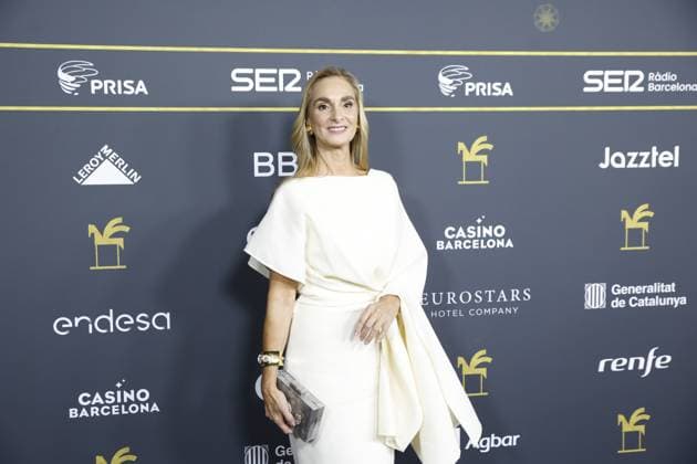 Photocall prior to the gala of the Ondas Awards 2024 The presenter Marta Reyero during the photocall prior to the gala of the Ondas Awards at the Liceu, on November 14, 2024, in Barcelona, Catalonia Spain The Ondas Awards, created in 1945, are awarded annually by the Promotora de Informaciones S A Grupo PRISA through Radio Barcelona of Cadena SER, with the aim of rewarding the quality and popularity of productions, as well as professional careers in radio, television, music and radio advertising 14 NOVEMBER 2024 ONDAS AWARDS PHOTOCALL POSED FAMOSOSOS PREMIOS RADIO TELEVISIÓN Kike Rincó Barcelona Catalunya Catalunya Barcelona Catalunya Espana Copyright: xKikexRinconx 6341421