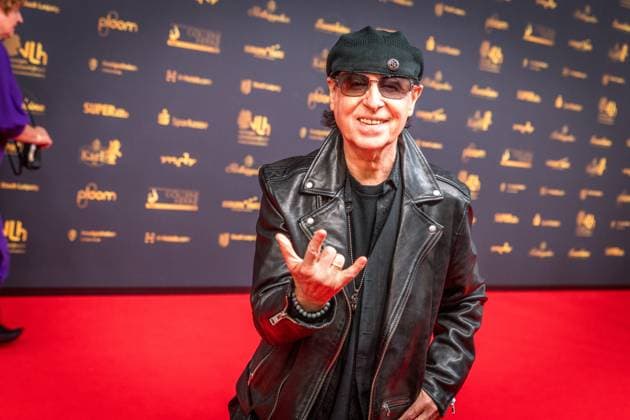 30 Goldene Henne award ceremony in Leipzig MDR Mitteldeutscher Rundfunk produces the biggest audience award in eastern Germany in collaboration with Super Illu Here the Scorpions singer Klaus Meine Goldene Henne 2024