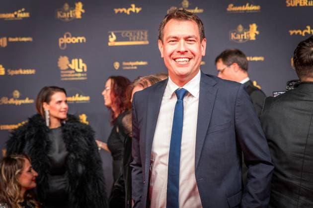 30 Presentation of the Golden Hen in Leipzig MDR Mitteldeutscher Rundfunk produces the biggest audience award in eastern Germany in collaboration with Super Illu Here MDR Aktuell presenter Gunnar Breske Golden Hen 2024