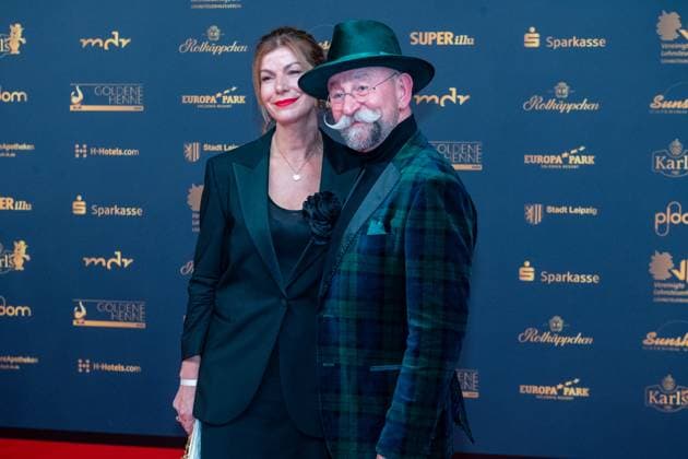 Leipzig 30 Goldene Henne award ceremony at Messe Leipzig 15 11 2024 Leipzig, Messe In the photo Nada Lichter with husband Horst Lichter, presenter and chef On Friday evening, the Goldene Henne Copyright: xEHLxMedia Erik-HolmxLanghofx 20241115_goldene-henne-ehl-1_5