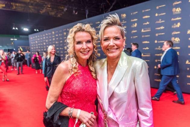 30 Presentation of the Golden Hen in Leipzig MDR Mitteldeutscher Rundfunk produces the biggest audience award in East Germany in collaboration with Super Illu Inka Bause and Victoria Vicky Herrmann Golden Hen 2024