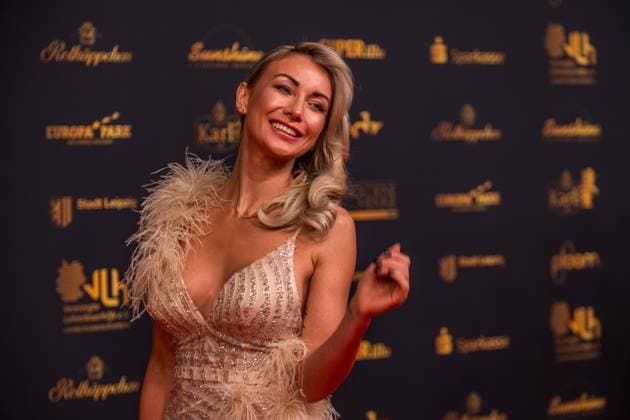 30 Presentation of the Golden Hen in Leipzig MDR Mitteldeutscher Rundfunk produces the biggest audience award in eastern Germany in collaboration with Super Illu Stefan Mross ex-wife Anna Karina Wojtczak Golden Hen 2024