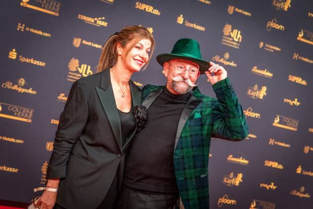 30 Presentation of the Golden Hen in Leipzig MDR Mitteldeutscher Rundfunk produces the biggest audience award in eastern Germany in collaboration with Super Illu TV chef and presenter Horst Lichter Bares für Rares Goldene Henne 2024