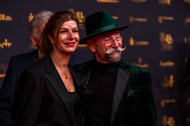 30 Presentation of the Golden Hen in Leipzig MDR Mitteldeutscher Rundfunk produces the biggest audience award in East Germany Horst Lichter Golden Hen 2024 in collaboration with Super Illu