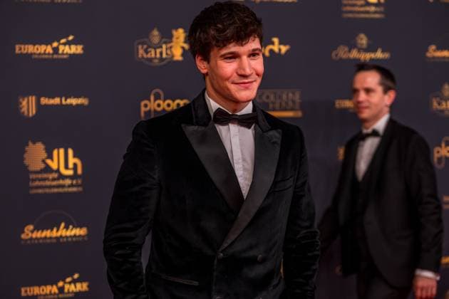 30 Goldene Henne award ceremony in Leipzig MDR Mitteldeutscher Rundfunk produces the biggest audience award in eastern Germany in collaboration with Super Illu Singer Wincent Weiss Goldene Henne 2024