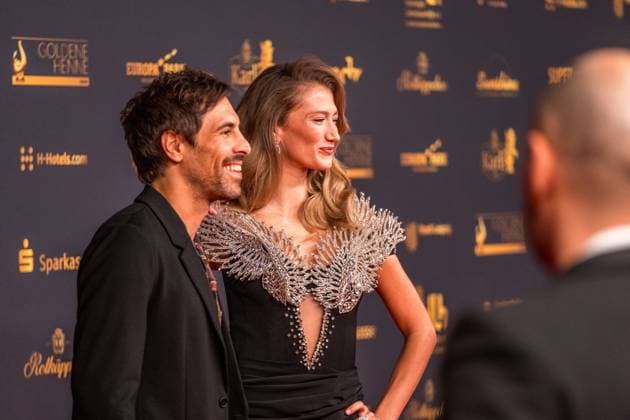 30 Goldene Henne award ceremony in Leipzig MDR Mitteldeutscher Rundfunk produces the biggest audience award in eastern Germany in collaboration with Super Illu Leony and Max Giesinger Goldene Henne 2024