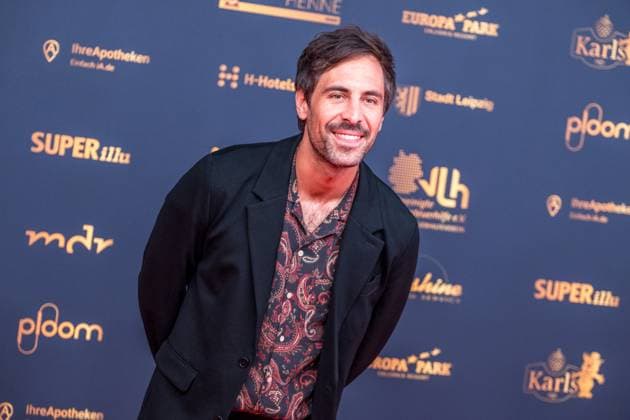30 Goldene Henne award ceremony in Leipzig MDR Mitteldeutscher Rundfunk produces the biggest audience award in eastern Germany in collaboration with Super Illu Leony and Max Giesinger Goldene Henne 2024
