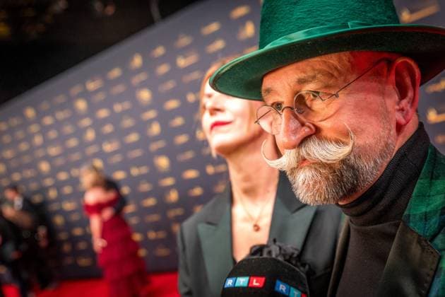 30 Presentation of the Golden Hen in Leipzig MDR Mitteldeutscher Rundfunk produces the biggest audience award in eastern Germany in collaboration with Super Illu TV chef and presenter Horst Lichter Bares für Rares Goldene Henne 2024