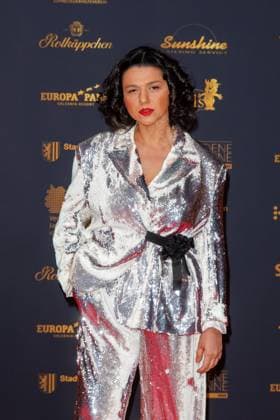 Award 30 Goldene Henne 2024 Carpet Khatia Buniatishvili on the red carpet of the 30 Goldene Henne 2024 at Messe Leipzig on 15 11 2024 Copyright: xEventpressxKochanx