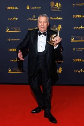 Award 30 Goldene Henne 2024 Carpet Roland Kaiser on the red carpet of the 30 Goldene Henne 2024 at Messe Leipzig on 15 11 2024 Copyright: xEventpressxKochanx