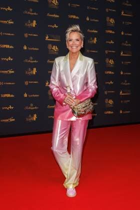 Award 30 Goldene Henne 2024 Carpet Inka Bause on the red carpet of the 30 Goldene Henne 2024 at Messe Leipzig on 15 11 2024 Copyright: xEventpressxKochanx