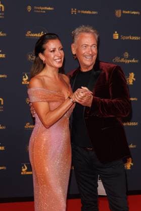 Award 30 Goldene Henne 2024 Carpet Julia Berger and Olaf Berger on the red carpet of the 30 Goldene Henne 2024 at Messe Leipzig on 15 11 2024 Copyright: xEventpressxKochanx